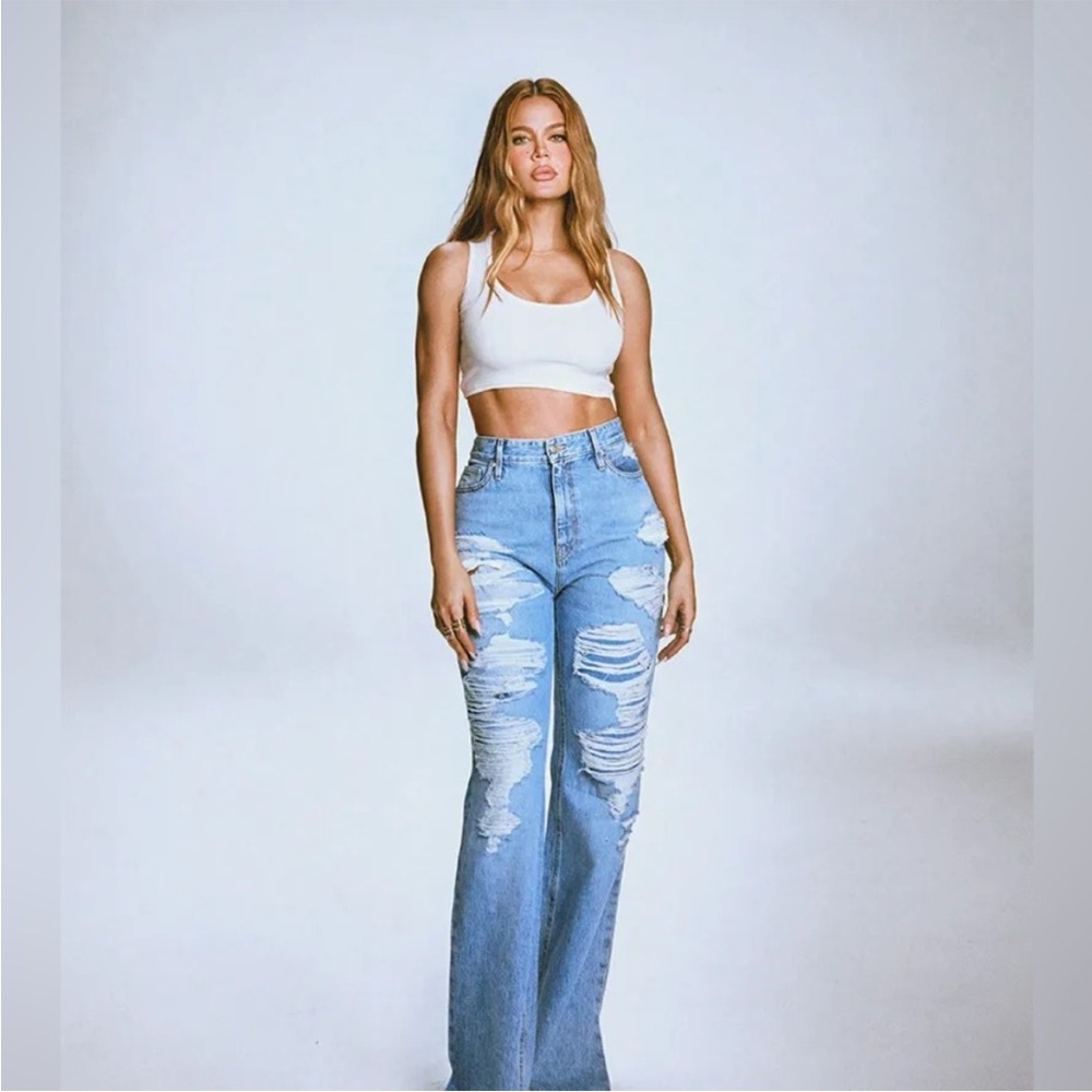 THE SOLD OUT KHLOE JEAN EDIT 36" (long). 12/31 comes w distressed vanhalen crop.